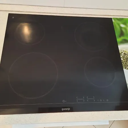 Apartman Lovran * لوفغان